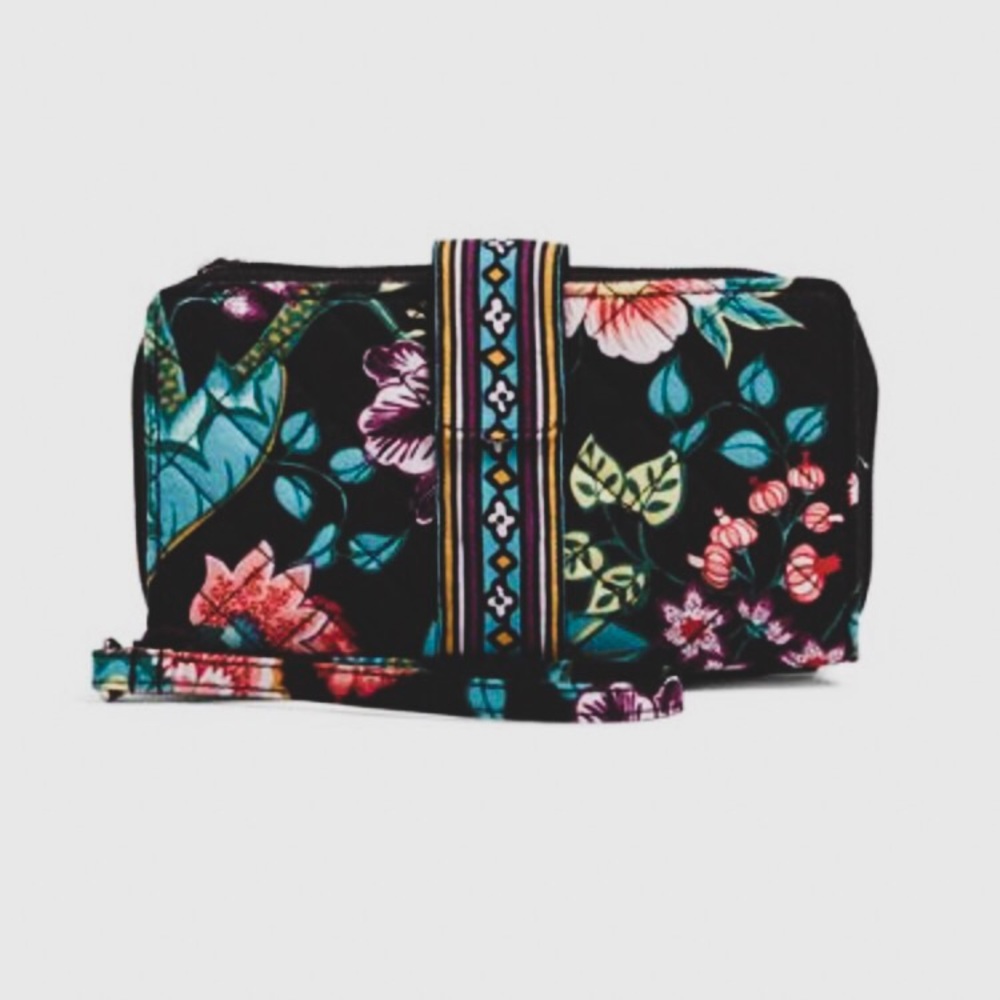 { vines floral wristlet }